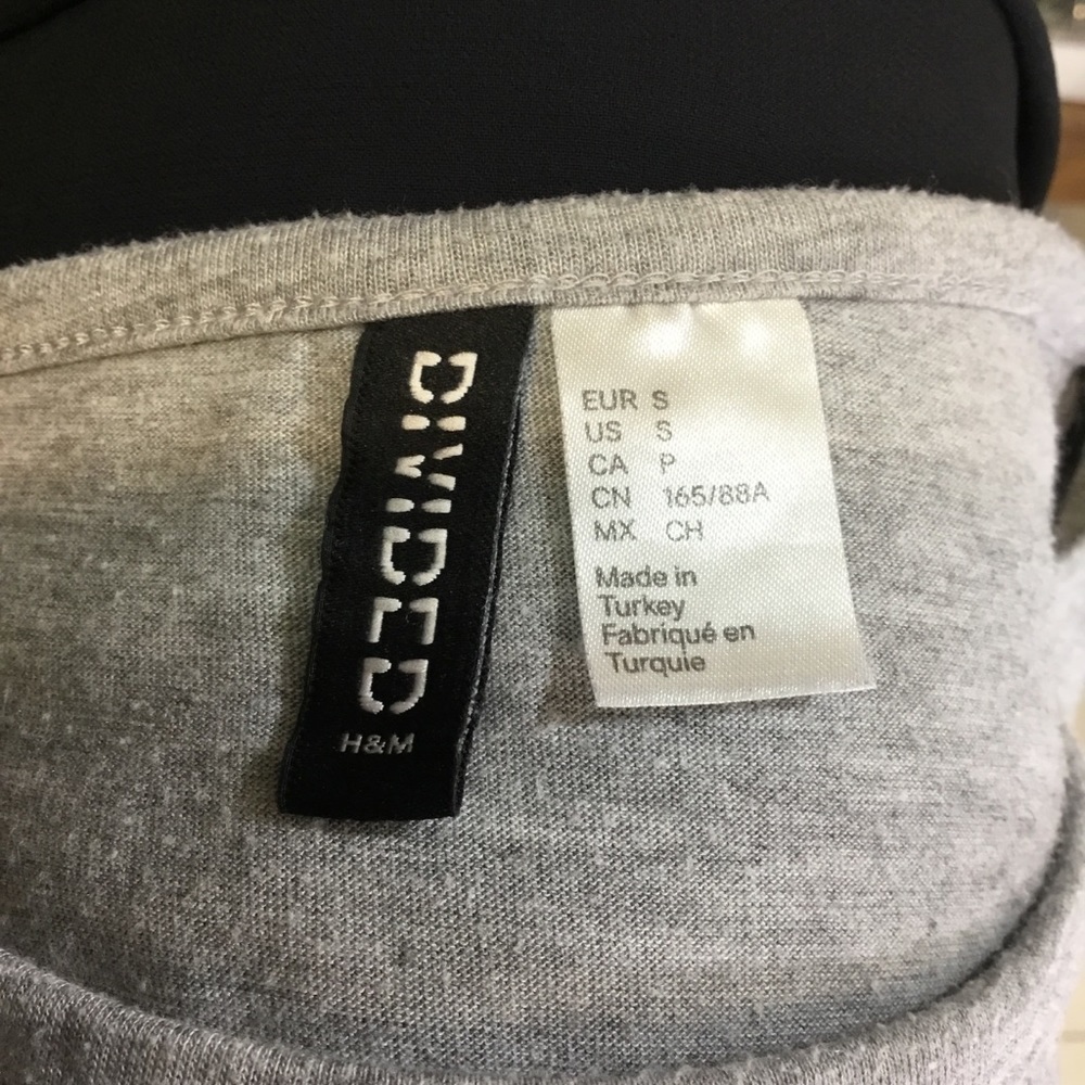 Divided H&M Gray Crop Top Junior - Picture 6 of 6